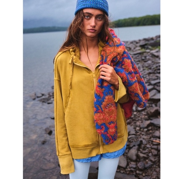 Free People Sweaters - Free People FP Movement Only One Zippered Hoodie EUC